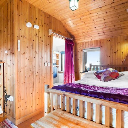 Seaside Log Cabin, Carna Villa ภายนอก รูปภาพ