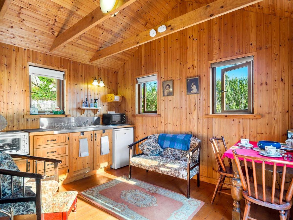 Seaside Log Cabin, Carna Villa ภายนอก รูปภาพ